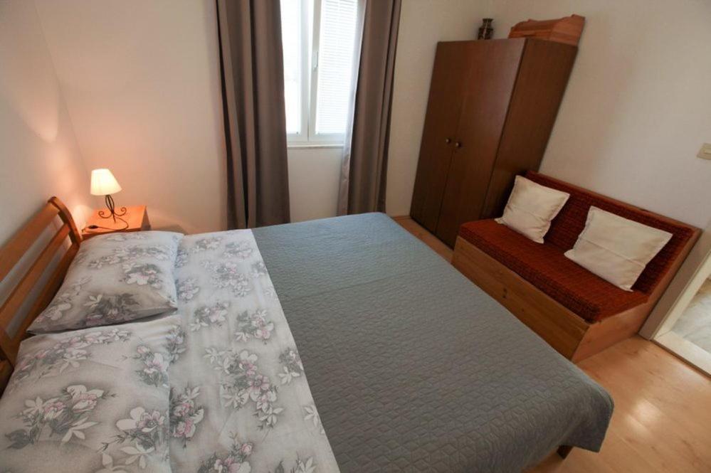 Apartments Luka Rogoznica  Ngoại thất bức ảnh