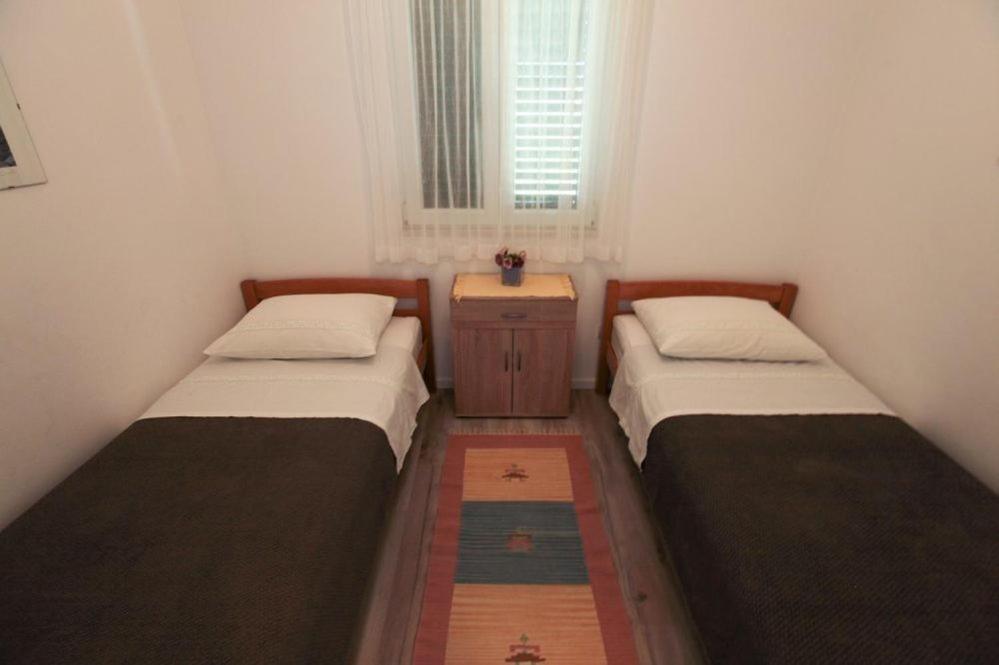 Apartments Luka Rogoznica  Ngoại thất bức ảnh